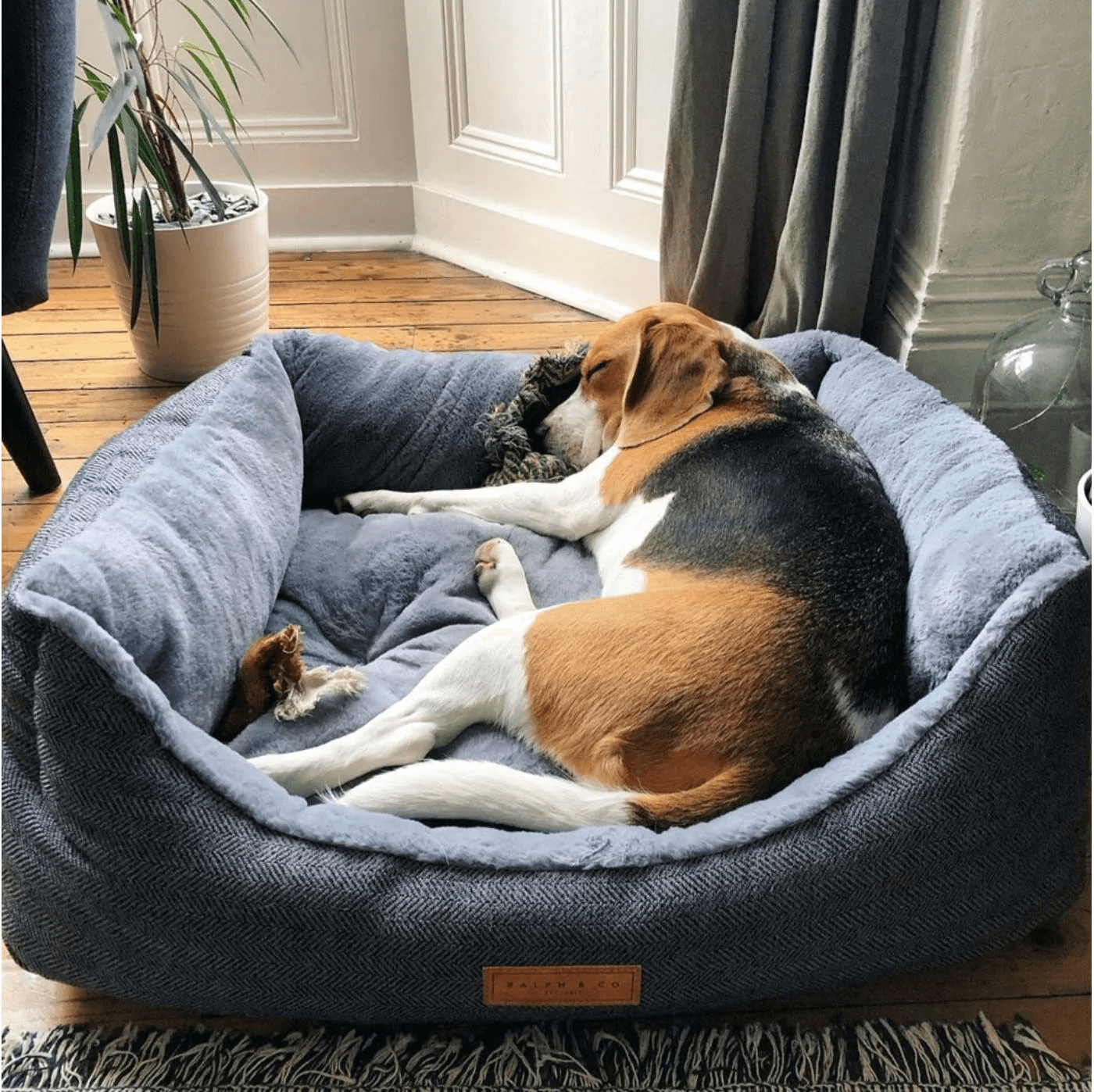 “Balmoral” Herringbone Nest Dog Bed – by Ralph & Co